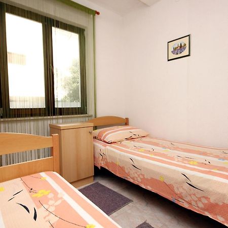 Apartments By The Sea Sevid, Trogir - 9468 Номер фото
