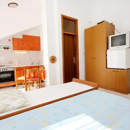 Apartments By The Sea Sevid, Trogir - 9468 Екстер'єр фото